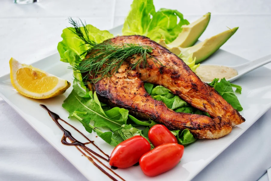 Bağışıklığı güçlendiren besinlerden ızgara balık
