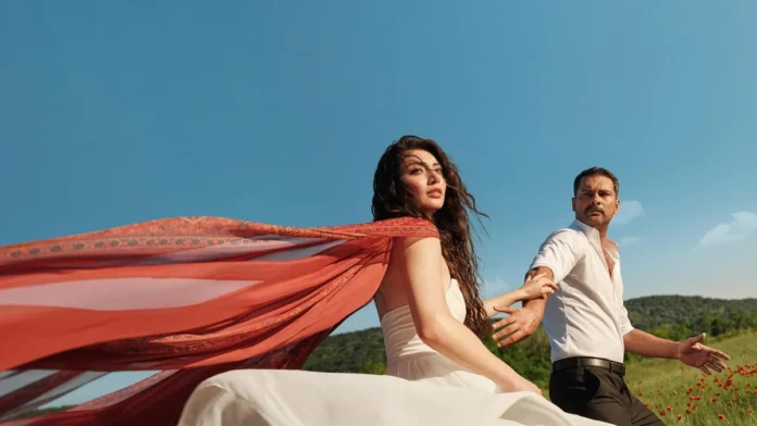 Karakuyu ilk tanıtım: Özge Törer ve Onur Tuna