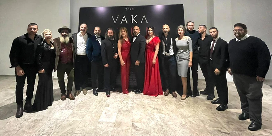 Ogan Güntem'in yazdığı Vaka Üstüne Vaka filminin gala ekibi